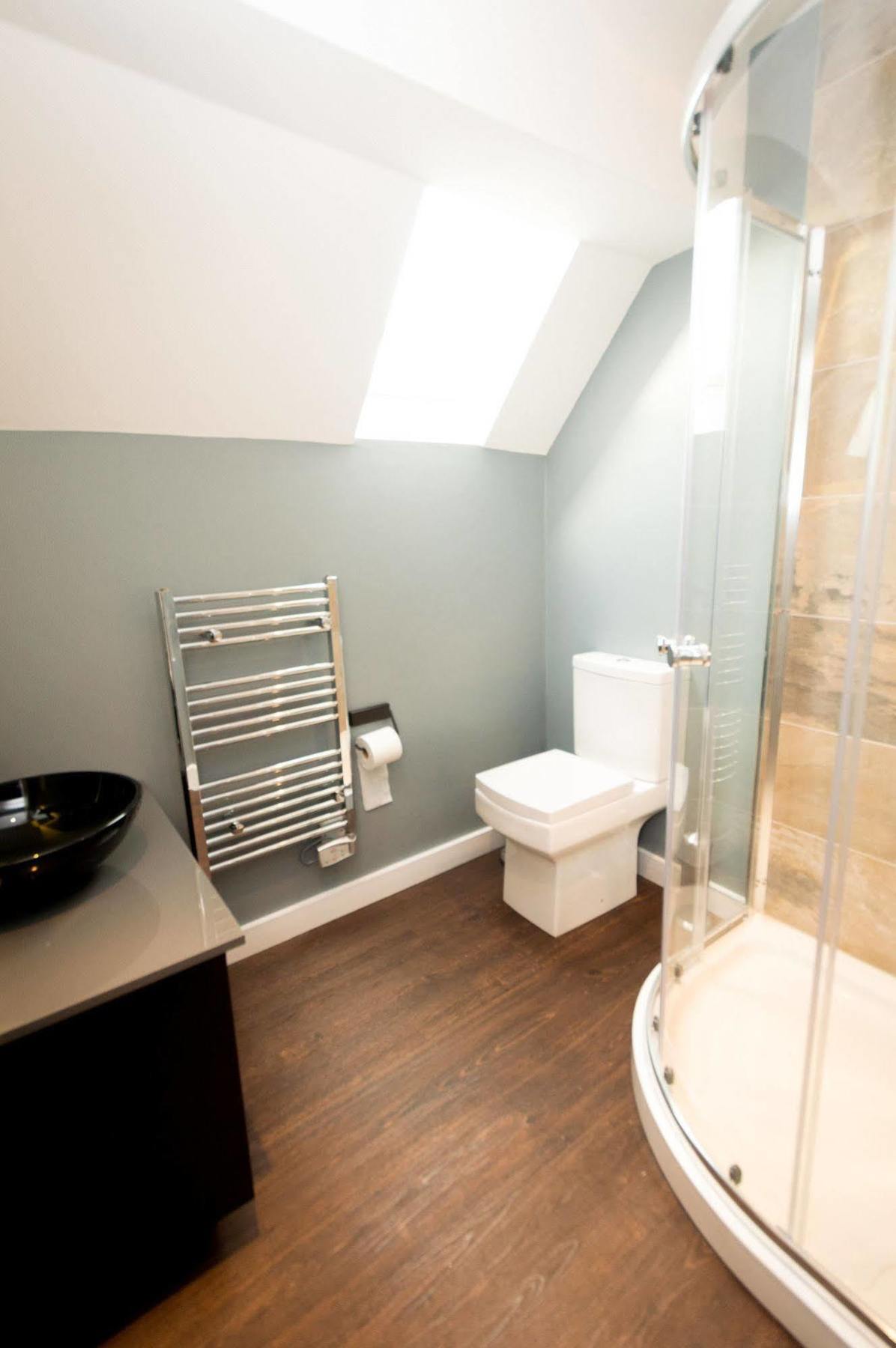 Aaron Wise Apartments Cardiff Buitenkant foto