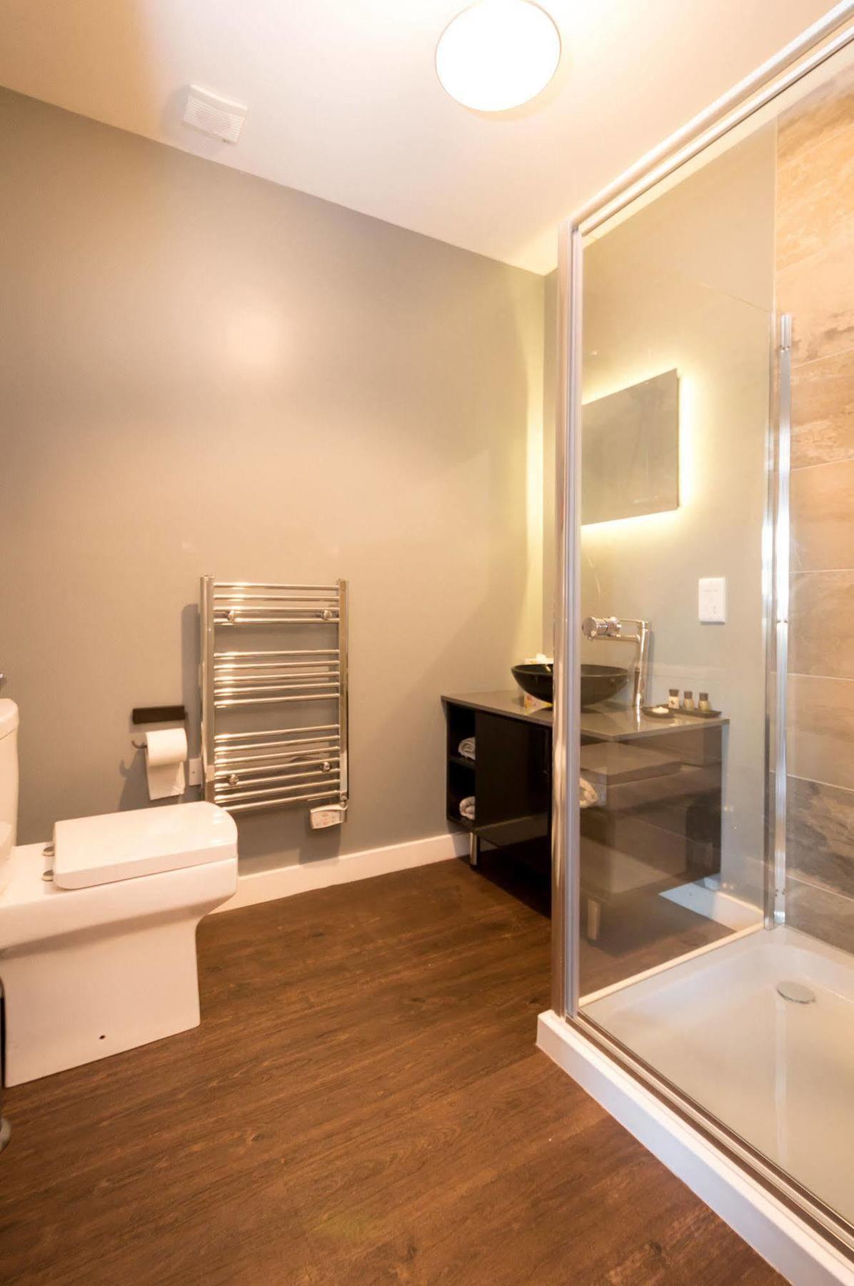 Aaron Wise Apartments Cardiff Buitenkant foto